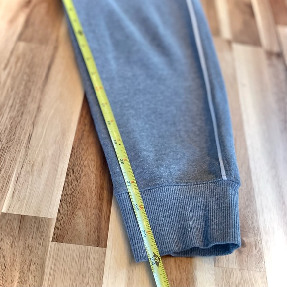 COTOPAXI | L | Grey Thermal Orange Drawstring White Piping Lounge Jogger Pants - Picture 9 of 13